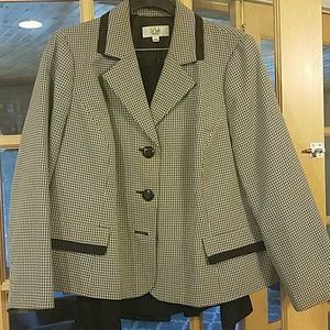 Le Suit skirt and jacket suit set